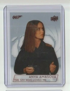 Tarjeta coleccionable de acetato de la colección James Bond #181 Barbara Bach Anya Amasova - Imagen 1 de 2