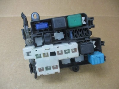 97 1997 Mazda 626 Engine Fuse Box Relay Junction Block Panel Compartment - Imagem 1 de 4