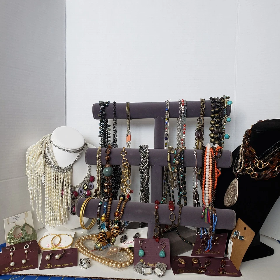 Lote de 40 Nuevos Pendientes Joyería Al Por Mayor Collares Premier Diseños Moda Boho  Foto 1 de 4