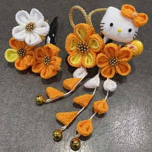 Shichi-Go-San Tsumami-Zaiku Hair Ornament, Hello Kitty, Orange - Picture 1 of 6