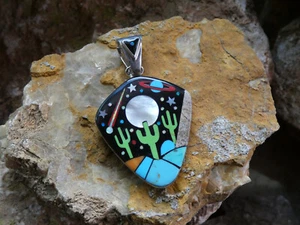Saguaro Galaxie Nachthimmel Micro Inlay Edelstein Sterling Silber 925 Anhänger AO46 - Bild 1 von 9