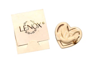 VTG Lenox Porcelain Heart Peace Dove Olive Branch BIRD 24K Gold Trim Brooch - Foto 1 di 7