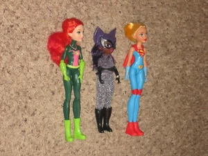 3 Puppen Mattel DC Super Hero Girls 12 Zoll Poison Ivy, Batgirl & Supergirl 2015 FS - Bild 1 von 5