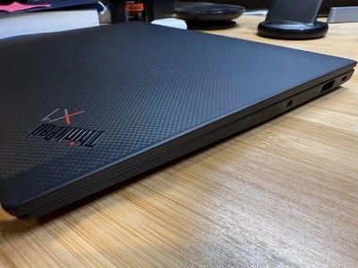 Lenovo X1 Carbono 11ª Generación i7-1370p 64GB RAM 512GB OLED Fibra de Carbono GARANTÍA WOW Foto 1 de 4