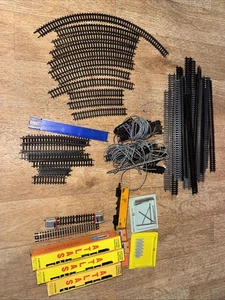 ARNOLD RAPIDO REVELL TRACK LOT STRAIGHT CURVES SWITCHEs Atlas N SCALE - Picture 1 of 8