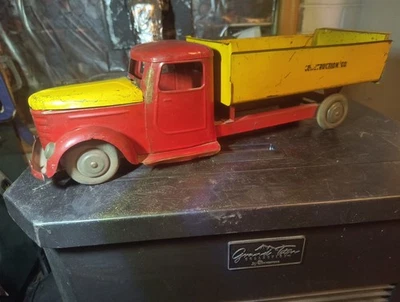 Vintage Strutco  Pressed Steel Construction Company Truck - Image 1 of 4