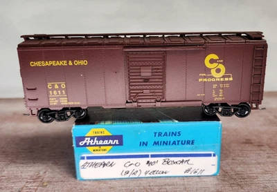 Chesapeake Ohio 40' Single Door Boxcar 1611 Kadee Couplers Athearn Blue Box Blt - Image 1 of 4