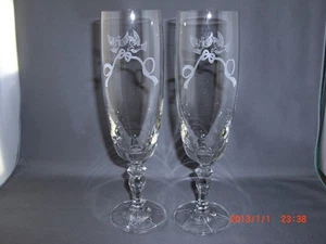 2 Bohemia Crystal Love Pattern Dove Ribbon Wedding Champagne Flute Glasses - Picture 1 of 4