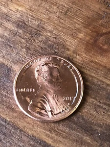 2017 D Penny With Circle Error - Picture 1 of 2
