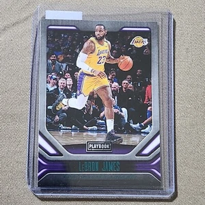 LeBron James Basketball Card 2019 Panini Chronicles #176 Teal Playbook Lakers - Bild 1 von 3