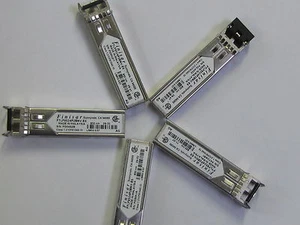 Finisar FTLF8524P2BNV-E6 4Gb SFP 500m SW FC FTLF8524P2BNV - Bild 1 von 3