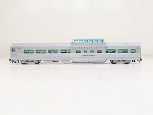 Atlas 3001151-3 CB&Q Silver Lodge California Zephyr Streamline Dome Chair Car #4 - Picture 1 of 11
