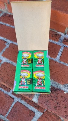 1986 Topps Garbage Pail Kids tercera serie 48 paquetes de tarjetas selladas en caja de colección  Foto 1 de 4