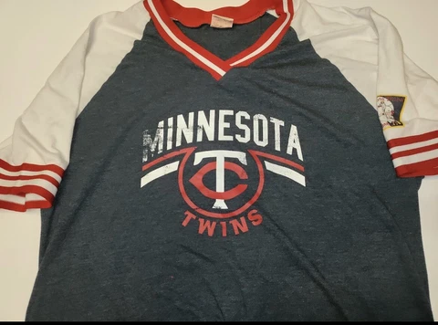 Vintage Minnesota Twins Mitchell & Ness Womens  XXL Shirt  VTG Cover