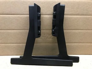 Samsung QN55QNX1DAFXZA BN96-58941A / BN63-21123A Stand / Feet ( Black ) - Picture 1 of 2