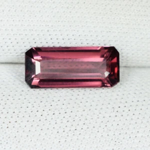 1.80 cts Best Luster Rose Pink Natural Rhodolite Garnet - Octagon Cut...!!! - Picture 1 of 2