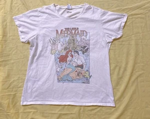 Classic Disney’s the little mermaid juniors ladies graphic tee. Size XX-large - Picture 1 of 12