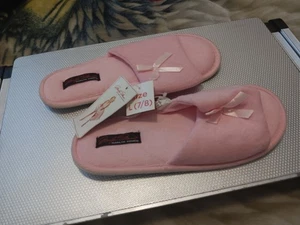Marilyn Monroe women's house Slippers size 7-8 pink color with bows, NWT - Picture 1 of 6