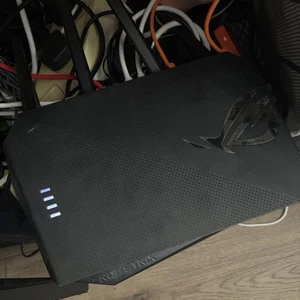 ASUS Dual-band WiFi 6 Gaming Router ROG STRIX GS-AX3000, AiMesh,Used - Afbeelding 1 van 3