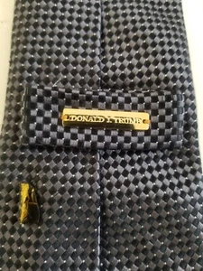 Donald Trump Tie Signature Collection Hand Made 100% Silk - Geo Black - Picture 1 of 7