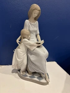 Lladro 5457 Bedtime Story, Retired, Woman Reading To Child, Mint Condition! - Picture 1 of 6