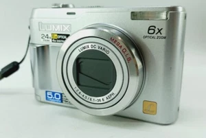 Panasonic Lumix DMC-LZ2 5MP Digital Camera Silver Memory card - Picture 1 of 16