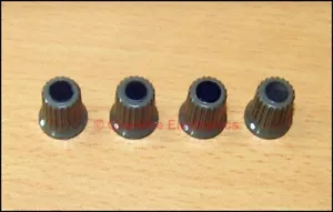 4 pz Tektronix 366-0494-00 manopola grigia con oscilloscopi neri serie 400 - Foto 1 di 3