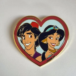 Prendedor Caja Misteriosa Corazón Princesa y Príncipe Disney Loungefly Jasmine Aladdin - Imagen 1 de 1