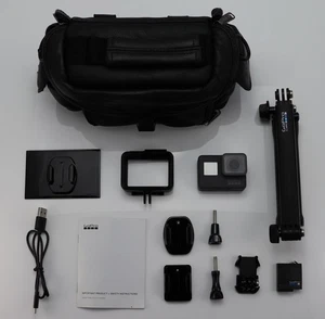 GOPRO HERO 5 BLACK CAMCORDER 4K / 1080P HD SPORT ACTION VIDEO CAMERA WI-FI - Picture 1 of 3