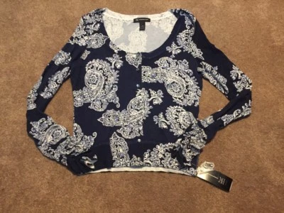 NUEVO CON ETIQUETAS INC Azul Marino Blanco Paisley Joya Botón Cárdigan Suéter Cuello Redondo M Foto 1 de 4