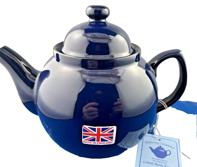 GENUINECOBALT  BETTY, Red Clay, Rockingham Glaze, 6 Cup Tea Pot, MADE IN ENGLAND - Image 1 of 4