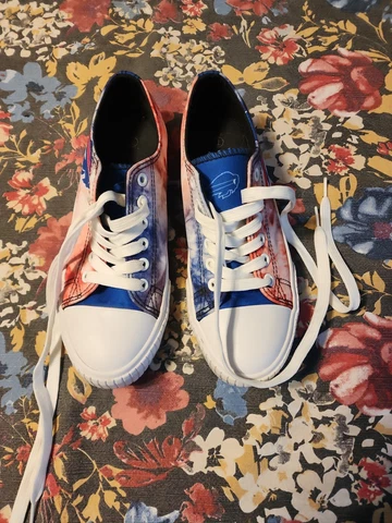 Buffalo Bills FOCO Women's Big Logo Tie-Dye Canvas Sneakers Size 7 Cover