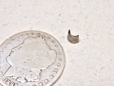 83 SUZUKI SP125 VÁLVULA DE ADMISIÓN/ESCAPE RESORTE GUARDIÁN BLOQUEO COTTER Foto 1 de 4