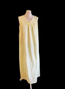 Vintage Berkliff Night Gown Womens M 36 Yellow Cotton Long Nightgown Lingerie US - Picture 1 of 10