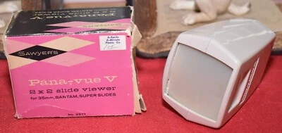 Pana-Vue 2 Lighted 2x2 Slide Viewer Bantam Super Slides - Image 1 of 3