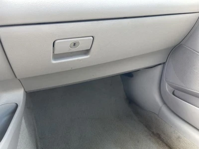 Toyota Camry 2010 guantera 970744 Foto 1 de 4