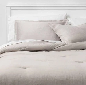 Threshold Full/Queen Matelasse Comforter Set - Picture 1 of 5