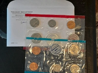 1970 SMALL DATE U.S. Mint Set.  1970- S cent is a small date. - Image 1 of 4