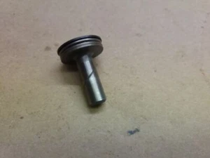2009 YAMAHA YZ250F OEM CLUTCH PUSH ROD 1 1SM-16356-00-00 WR250F - Picture 1 of 4