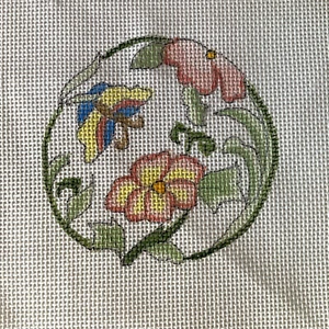 Needlepoint Canvas Rosalie #303 Hand Stitch Painted Floral 24 Ct Congress - Picture 1 of 4