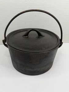Antique Gatemark Cast Iron Pot with Lid & Gate Mark #8 Gatemark - Picture 1 of 17