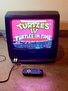 Panasonic PV-M1347 13" CRT TV VCR Combo FM Radio Retro Gaming w/ Remote! - Picture 1 of 10