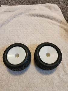 Pro-Line Team Associated RC10GT RC10GT2 Road Hawg Tires and Rims 2.2 - Picture 1 of 3