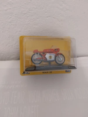 MV Agusta 500cc 1967 Giacomo Agostini Scala 1:22 Modellino Moto Nuovo Numero 1 - Immagine 1 di 4