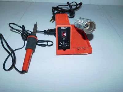 WELLER MODEL WLC100 SOLDERING STATION W/ SPG40 IRON (LSM170) - Image 1 of 4