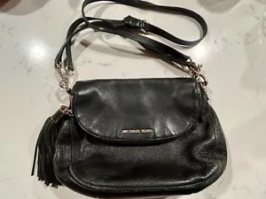 Michael Kors Black Soft Leather Bedford Tassel Crossbody Shoulder Bag GUC! - Picture 1 of 8