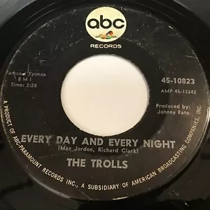 The Trolls - Every Day And Every Night / Are You The One ? 45 - Garage - Imagen 1 de 1