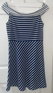 Women’s Vineyard Vines Off The Shoulders White & Navy Striped Dress Size Medium - Picture 1 of 8