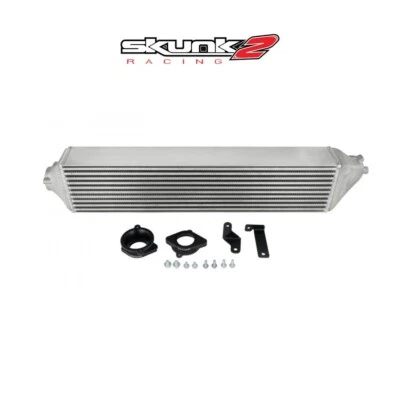 Skunk2 赛车中间冷却器适用于 2016 - 2021 年本田思域 1.5T(适用于工厂安装) — 第 1/4 张图片