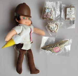 Baskin Robbins 1975 Mattel Puppe + Pins 1986, 1989, 1991 Rose Bowl Parade Club 31 - Bild 1 von 14